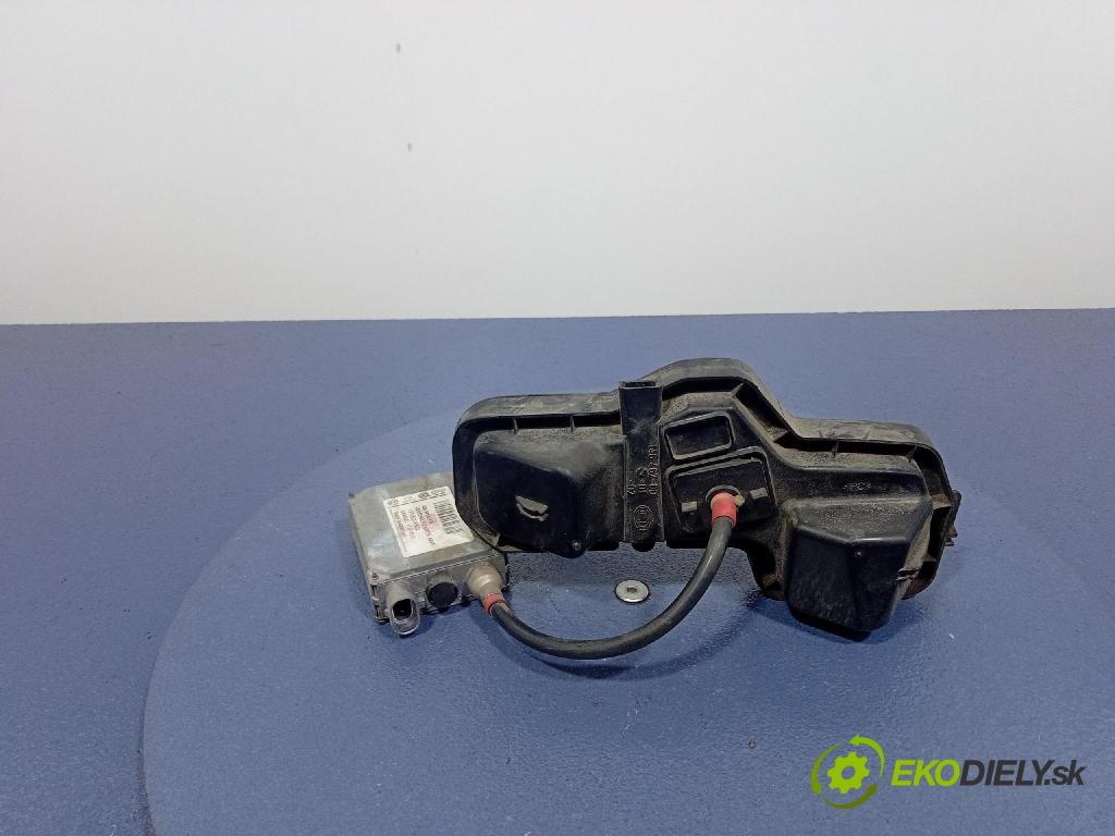 Audi A6 2001 střídač: 4B0941471