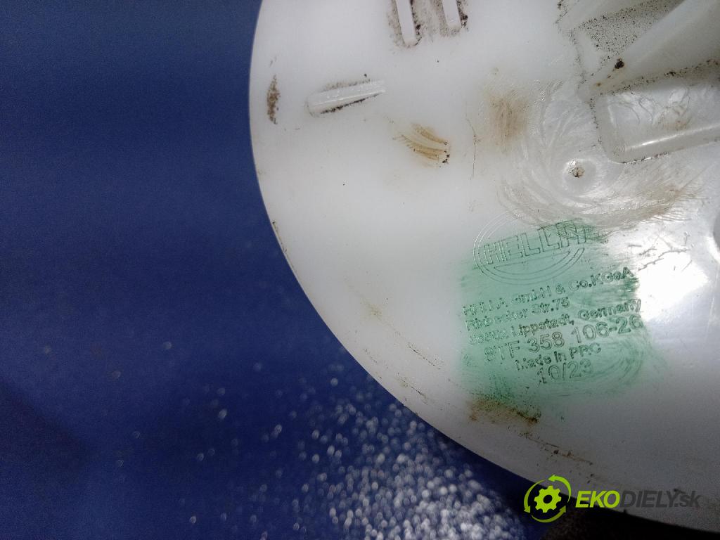 Audi A6 2001 čerpadlo Palivo: / Systém: Meranie: 8TF358106