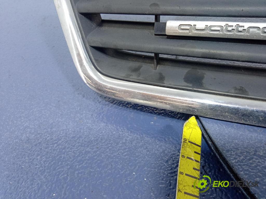 Audi A6 2001 miežka / Gril: 4B0853651A
