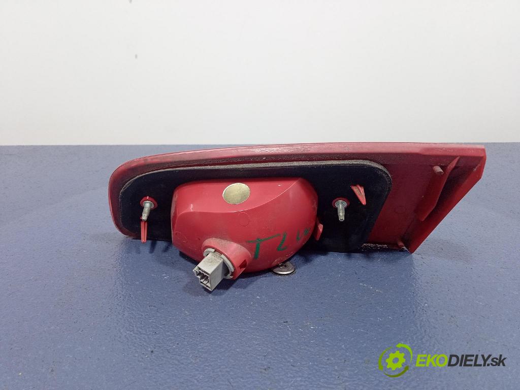 Mazda 2 2003 svetlo / reflektor zad ľavá Vnútri: 3M71-13347-AG
