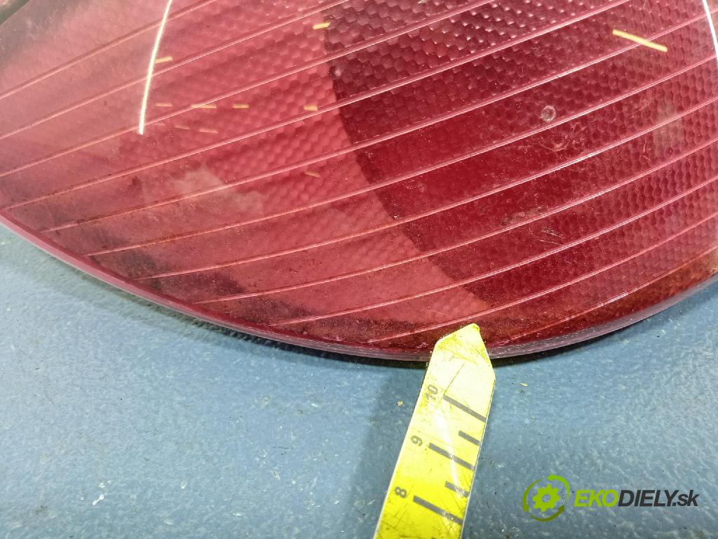 Mazda 2 2003 svetlo / reflektor zad ľavá Vonkajsia: