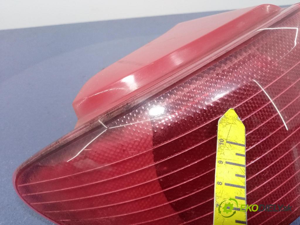 Mazda 2 2003 svetlo / reflektor zad ľavá Vonkajsia: 