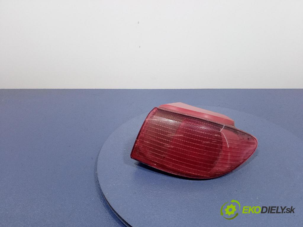 Mazda 2 2003 svetlo / reflektor zad Prava: Vonkajsia: