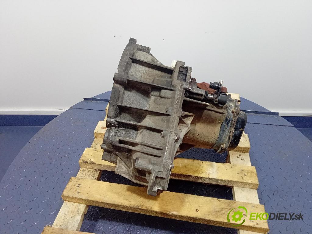 Ford Focus 2005 prevodovka Manualna 3M5R7002NC