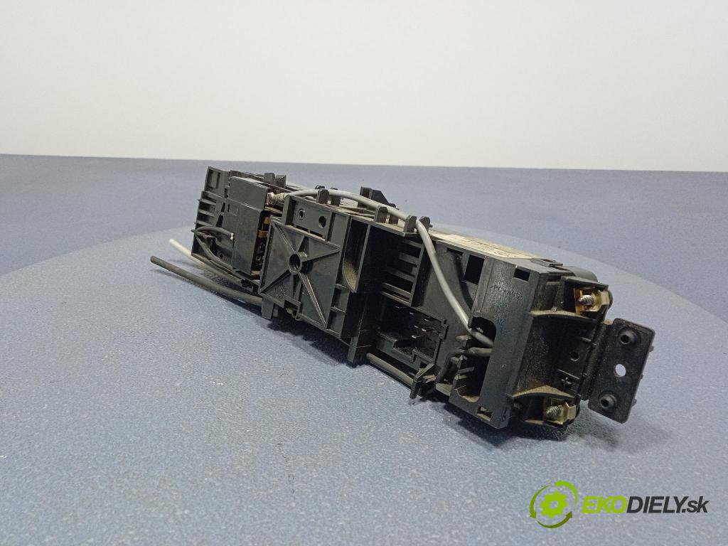 Mercedes Sprinter 2000 prepínač Klimatizácia: Prúd vzduchu: A0008306585