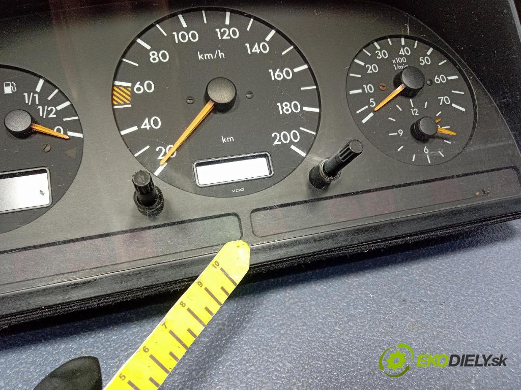 Mercedes Vito 1997 prístrojovka/ budíky 0005429601