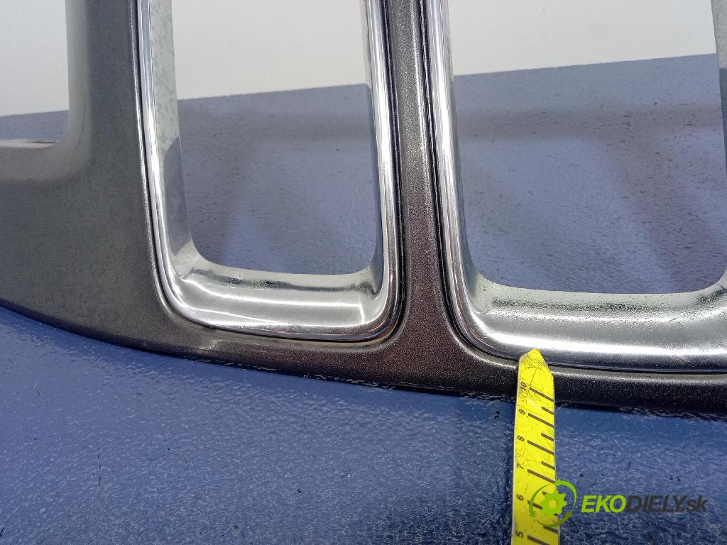 Jeep Grand Cherokee 2014 miežka / Gril: 1WL32TRM