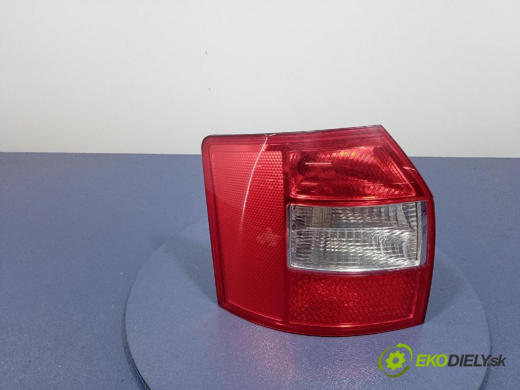 Audi A4 2001 svetlo / reflektor zad ľavá Vonkajsia: