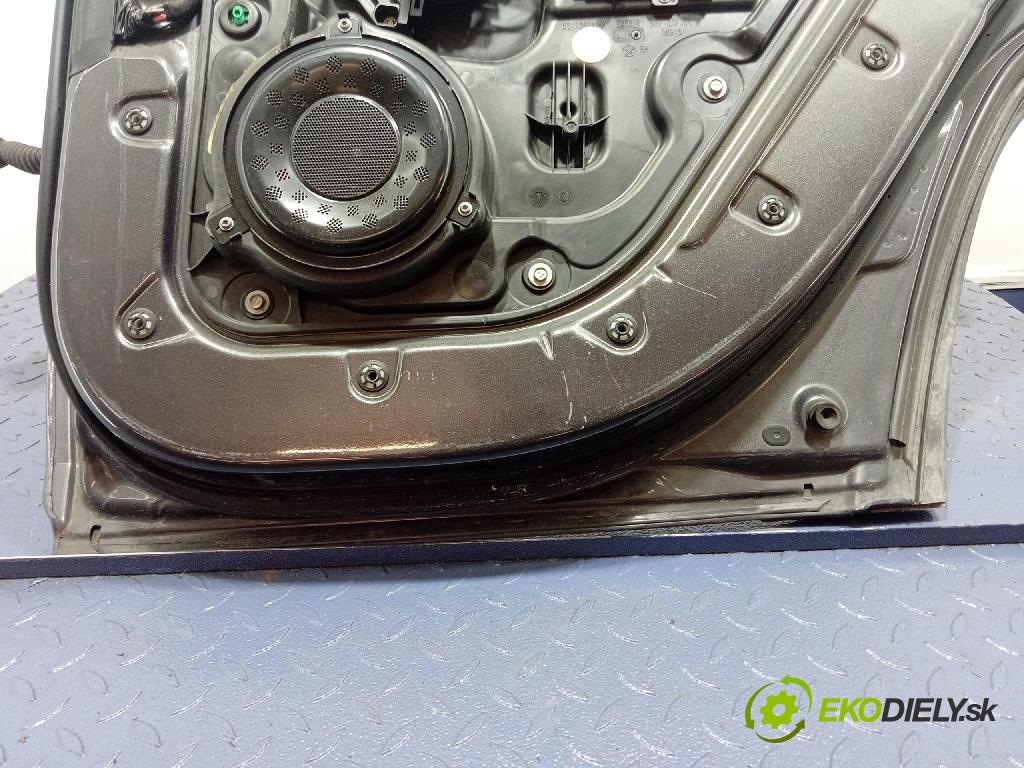 Jeep Grand Cherokee 2014 dvere zad pravé