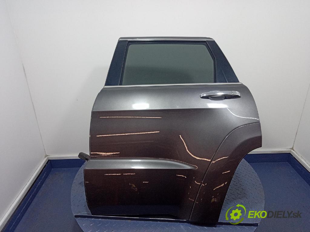 Jeep Grand Cherokee 2014 dvere zad Vľavo: