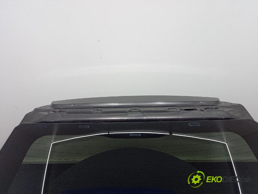 Jeep Grand Cherokee 2014 zadna dveře kufra: kufra: