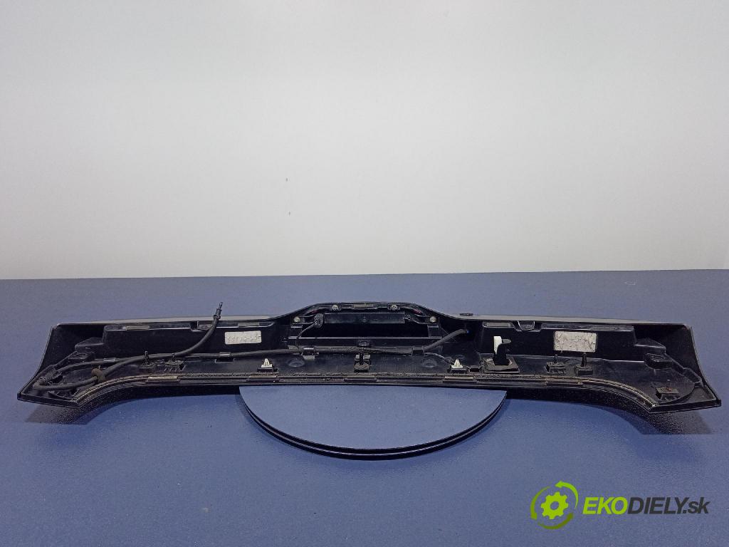 Jeep Grand Cherokee 2014 Spoiler: 1VN50TRMA