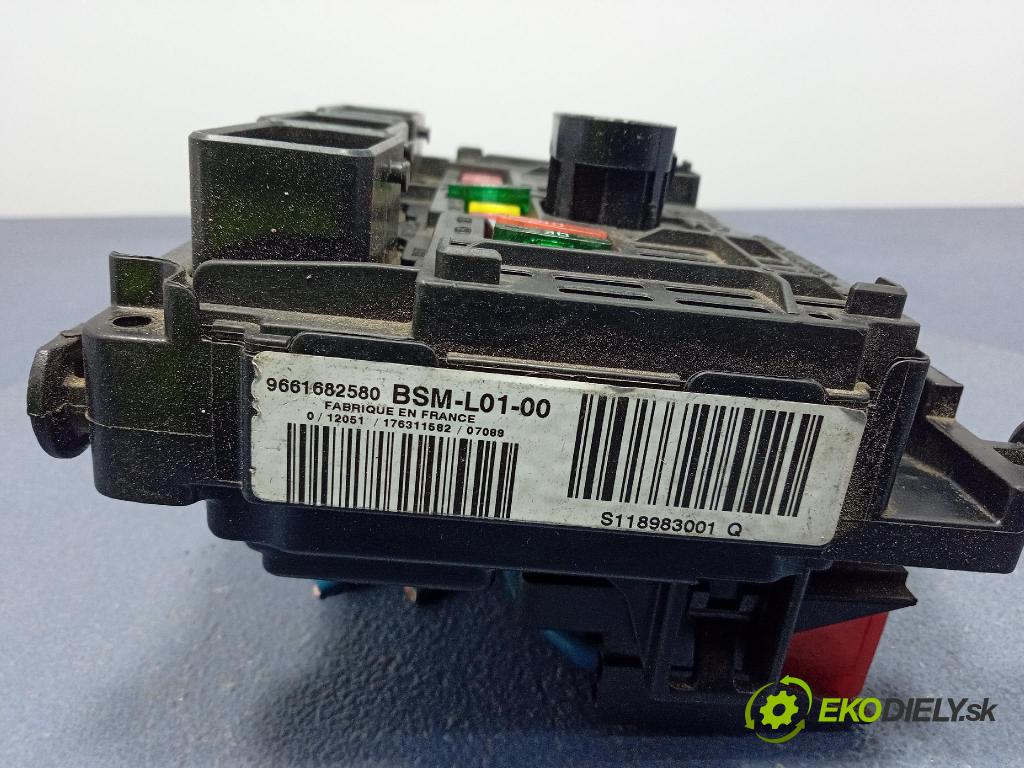 Peugeot 407 2007 skrinka Poistky: 9661682580