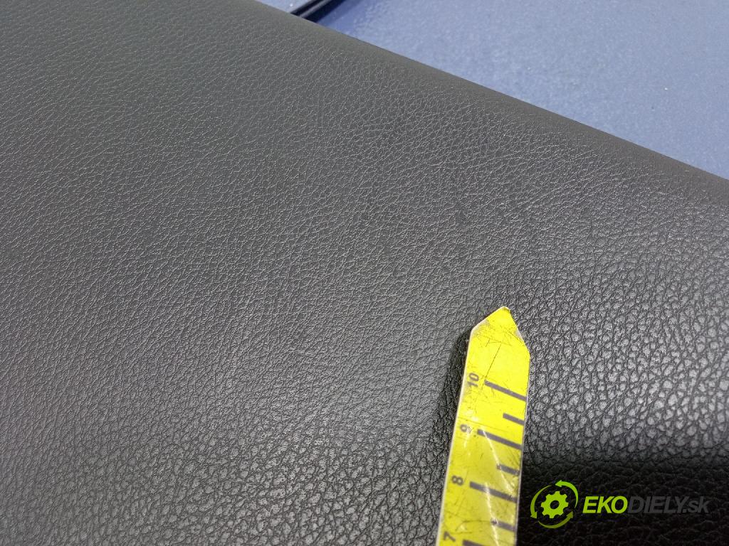 Jeep Grand Cherokee 2014 kryt Plast: Interiéry: