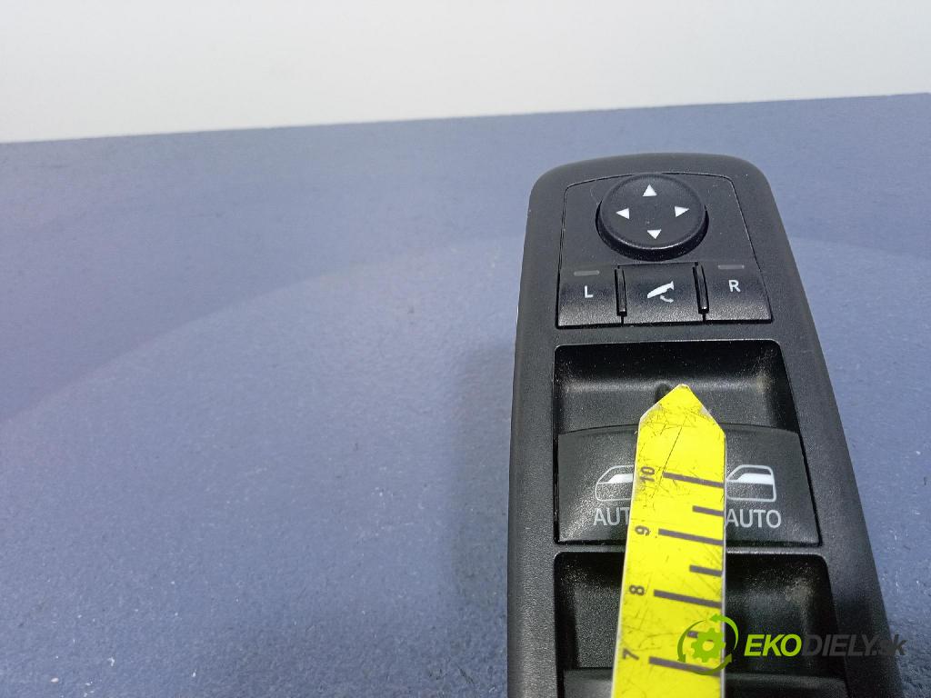 Jeep Grand Cherokee 2014 prepínač Okná: 68184803AA