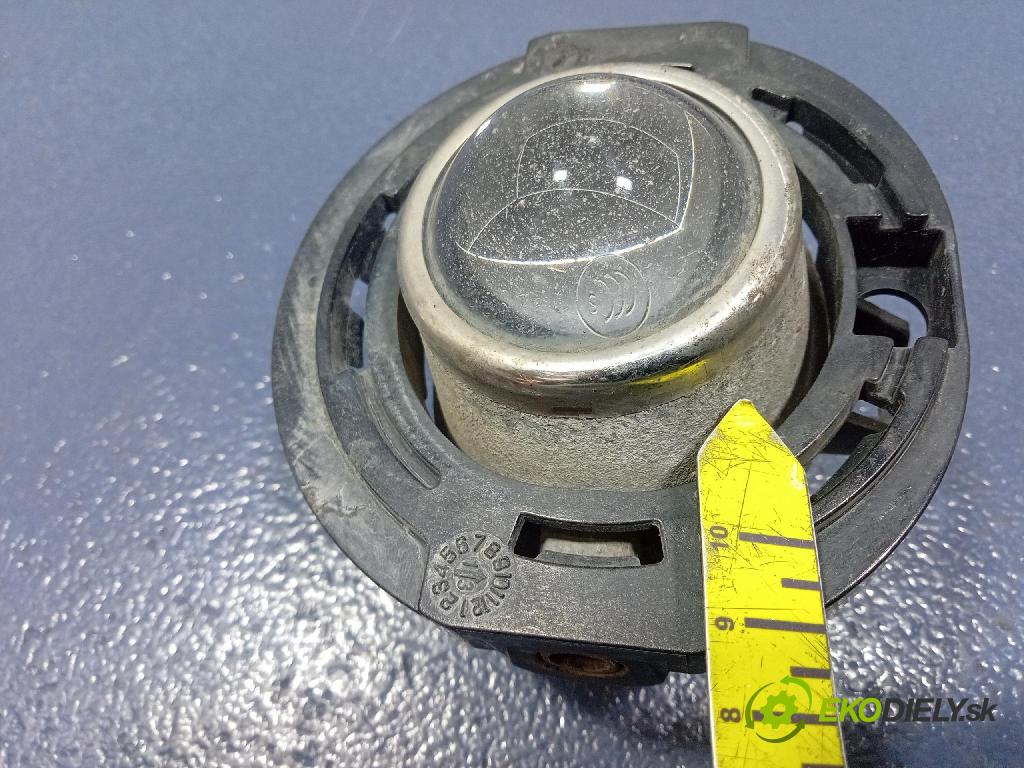 Jeep Grand Cherokee 2014 Halogen v pravo: 1311002A