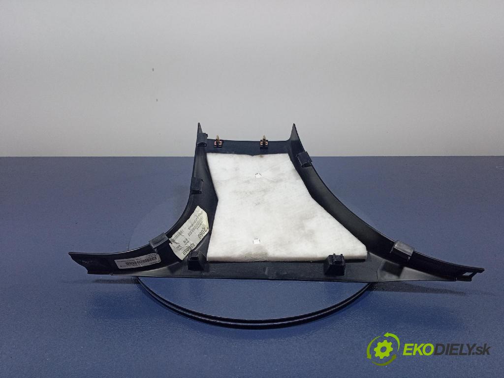 Jeep Grand Cherokee 2014 kryt Plast: Interiéry: 1GG58TRMAB