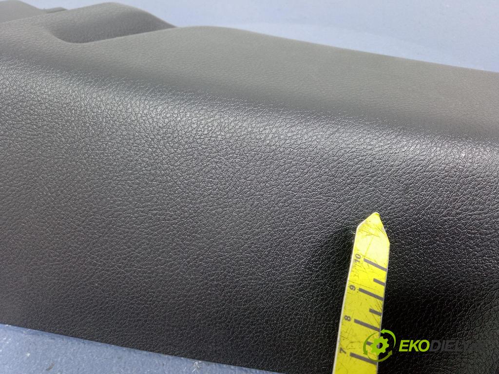 Jeep Grand Cherokee 2014 kryt Plast: Interiéry: 1GP02TRMAC