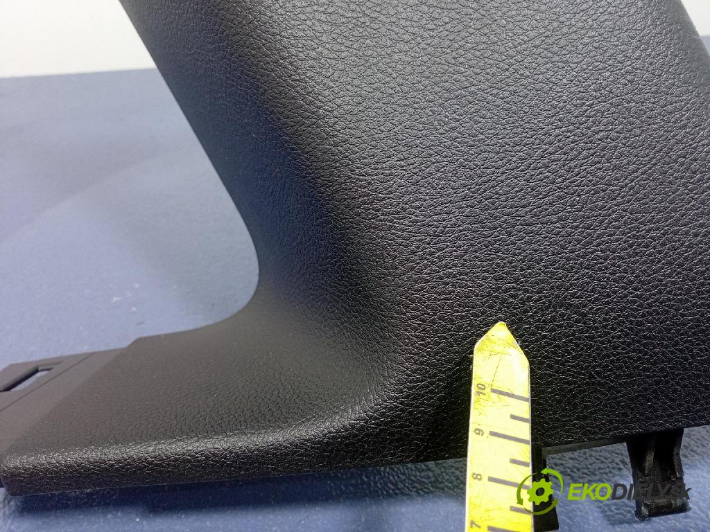 Jeep Grand Cherokee 2014 kryt Plast: Interiéry: 1GP02TRMAC