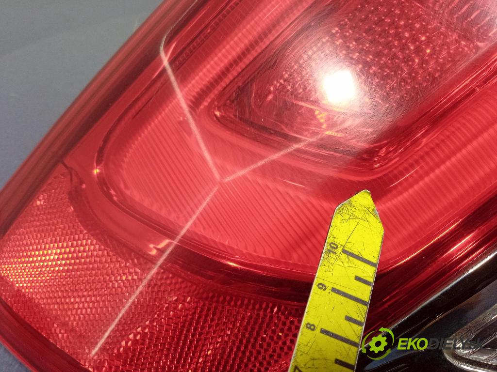 Jeep Grand Cherokee 2014 svetlo / reflektor zad ľavá Vonkajsia: 68110001AC