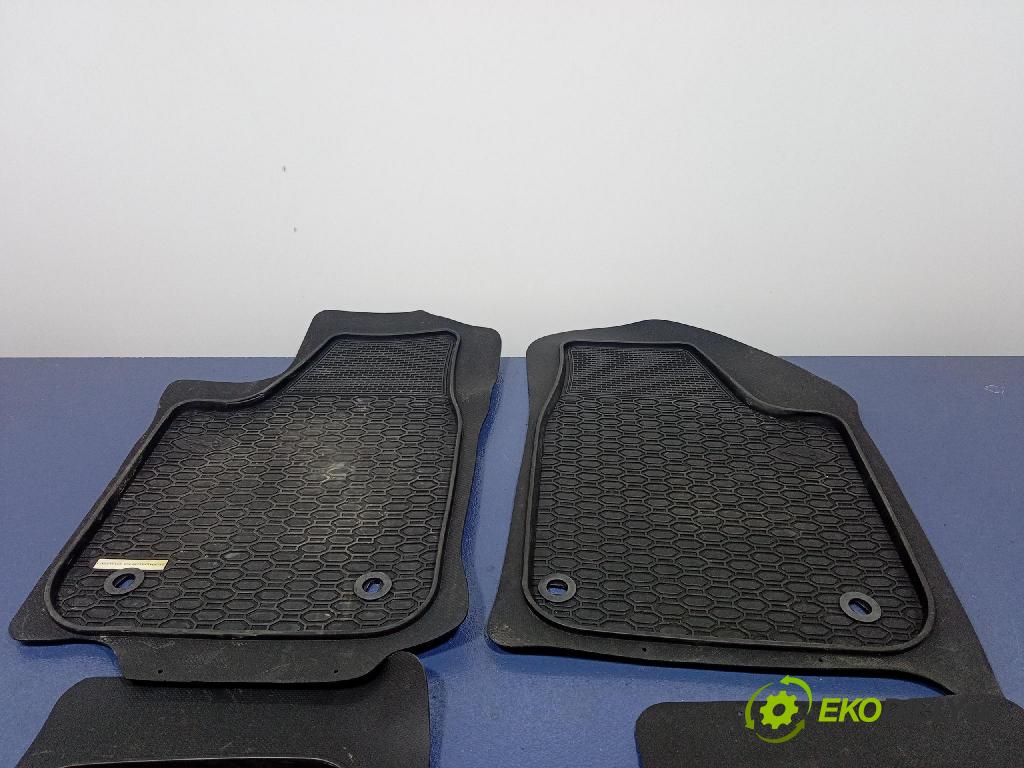 Jeep Grand Cherokee 2014 koberec do auta