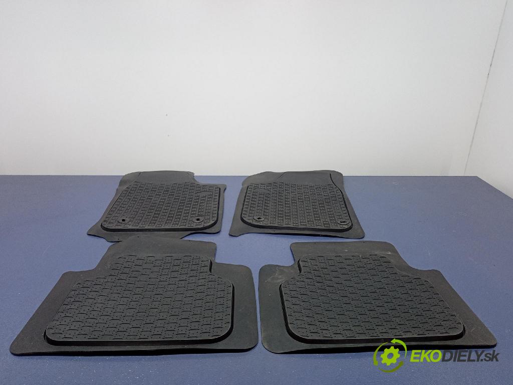 Jeep Grand Cherokee 2014 koberec do auta