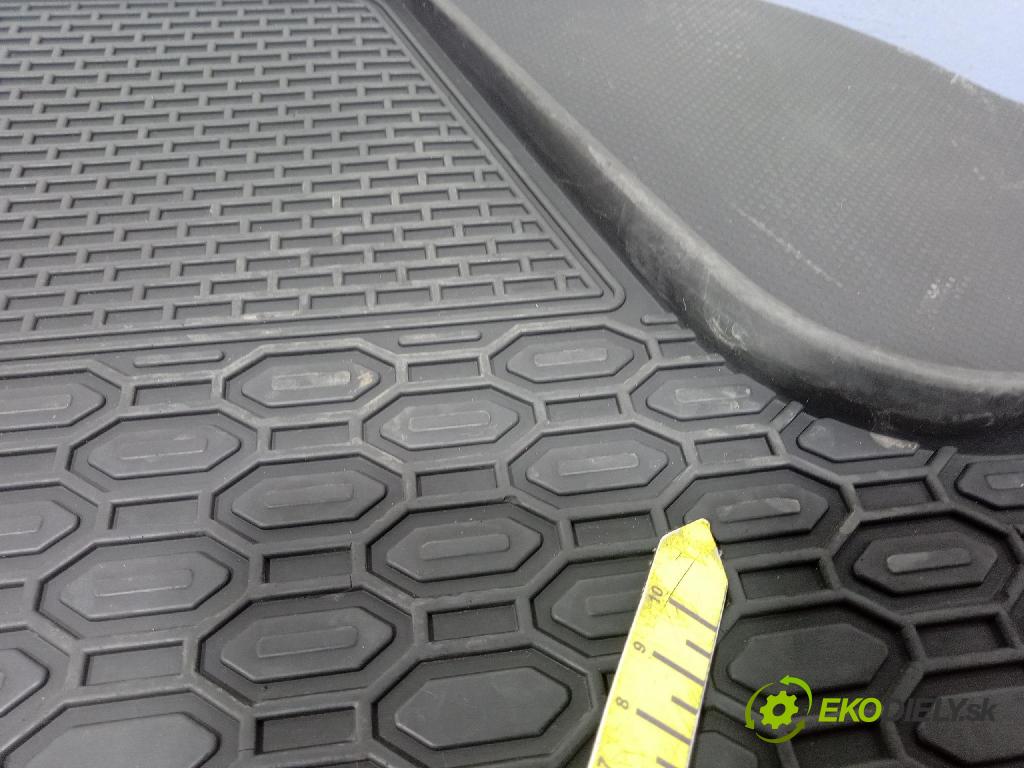 Jeep Grand Cherokee 2014 koberec do auta