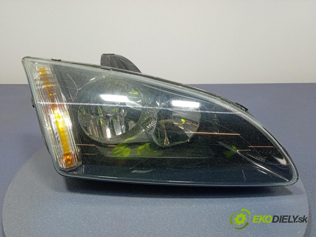 Ford Focus 2005 Reflektor: v pravo: