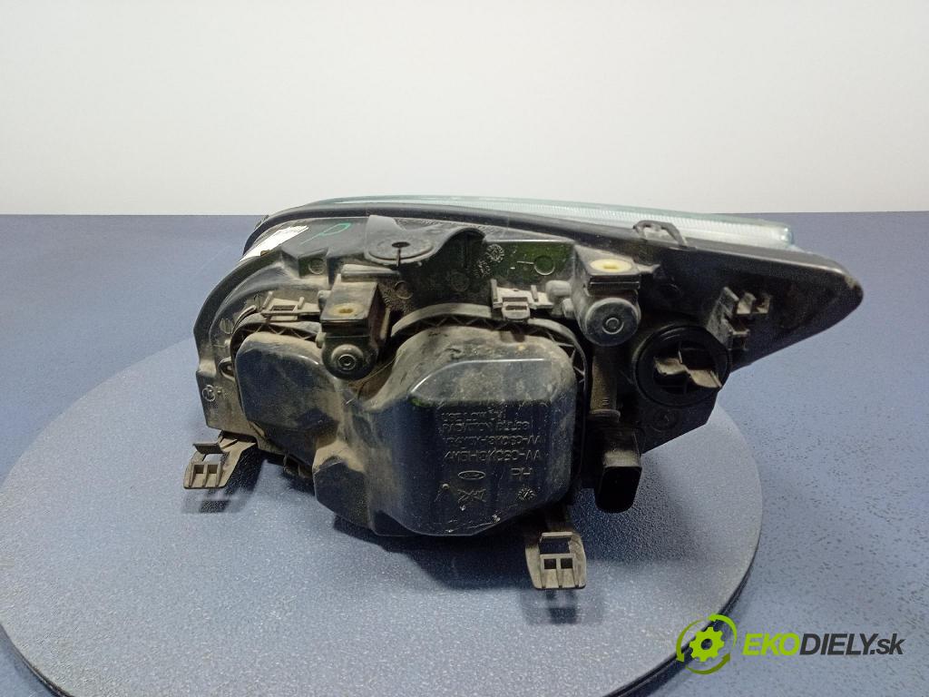 Ford Focus 2005 Reflektor: v pravo: