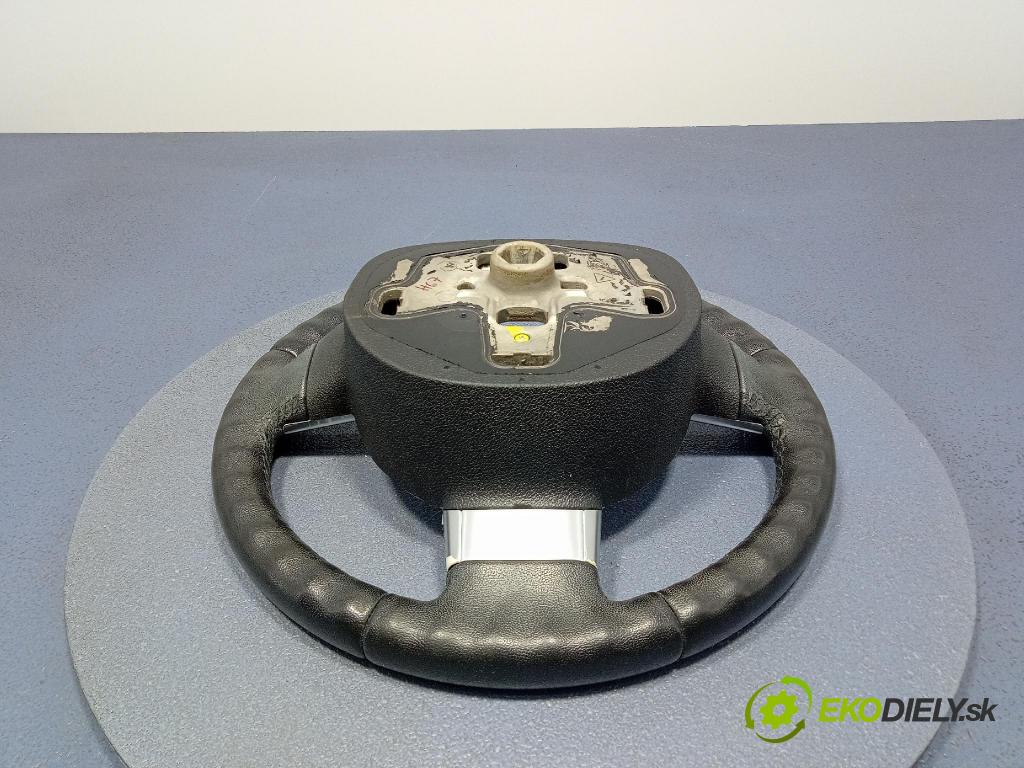 Ford Focus 2005 volant 4M51-3600-EJW
