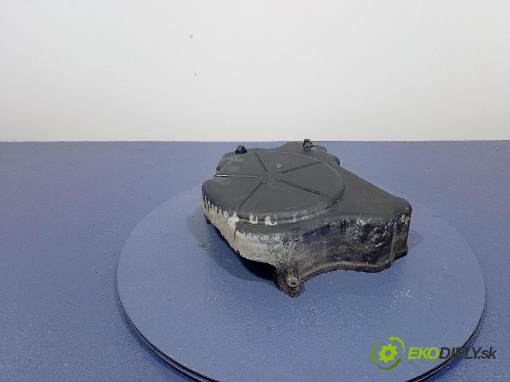 Jeep Grand Cherokee 2014 kryt Motor: 04627470AA