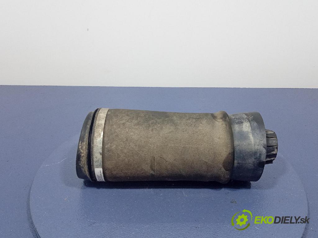 Jeep Grand Cherokee 2014 airbag Pozastavenia: