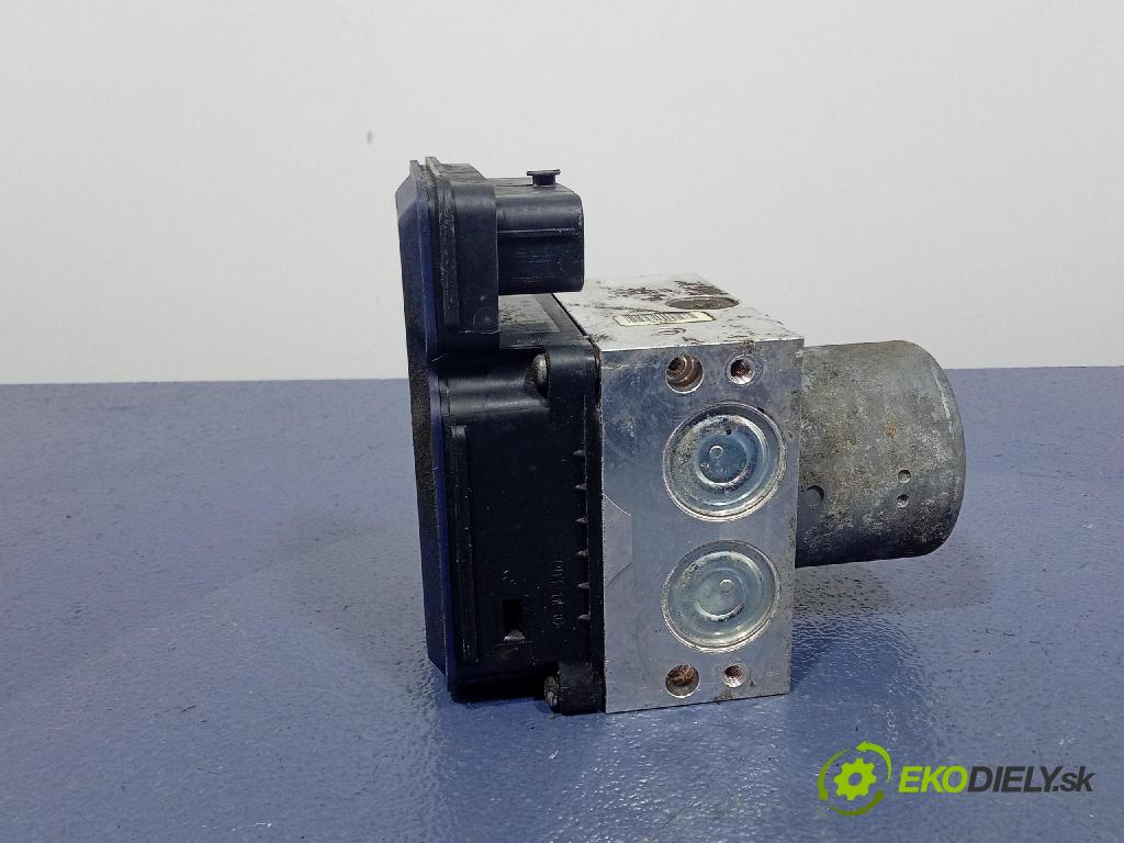 Jeep Grand Cherokee 2014 čerpadlo ABS x 68207920AF