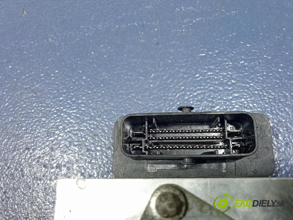 Jeep Grand Cherokee 2014 čerpadlo ABS x 68207920AF