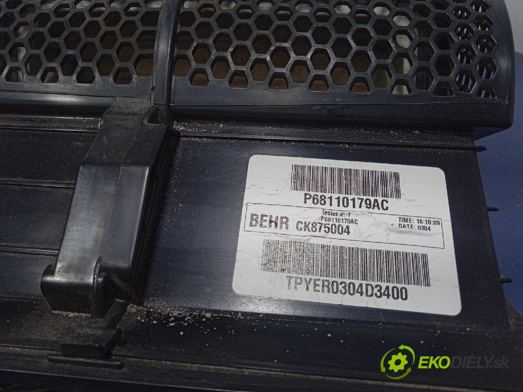 Jeep Grand Cherokee 2014 radiator 7152060