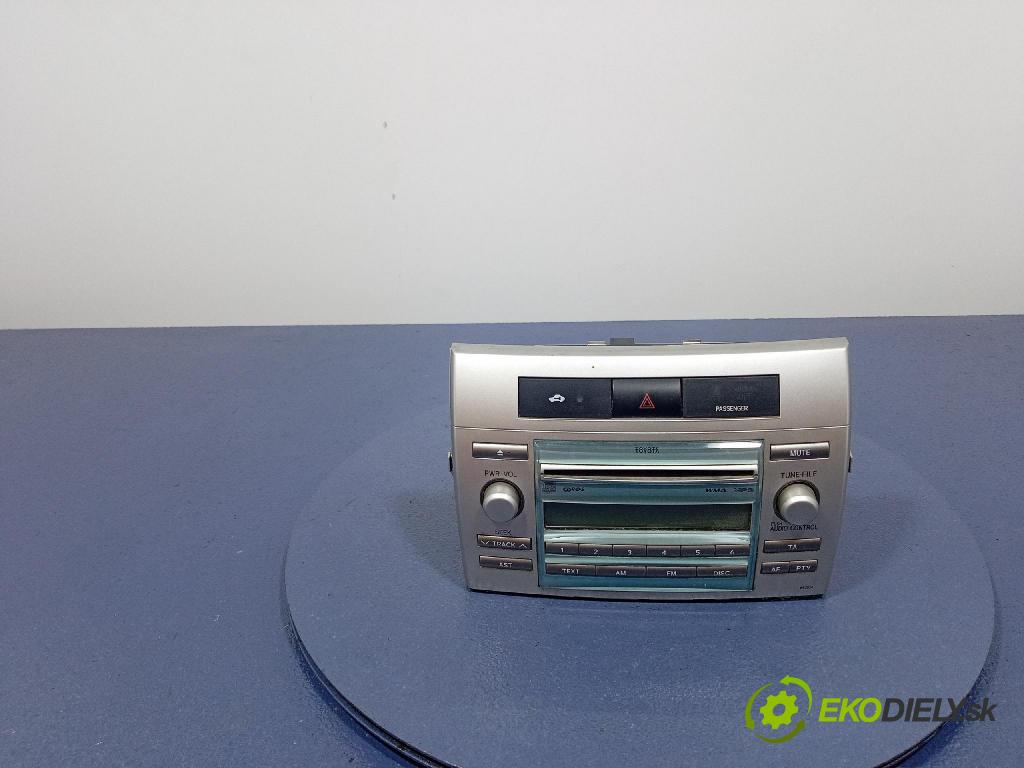 Toyota Corolla verso 2008 Radio I Navigácia: 86120-0F030