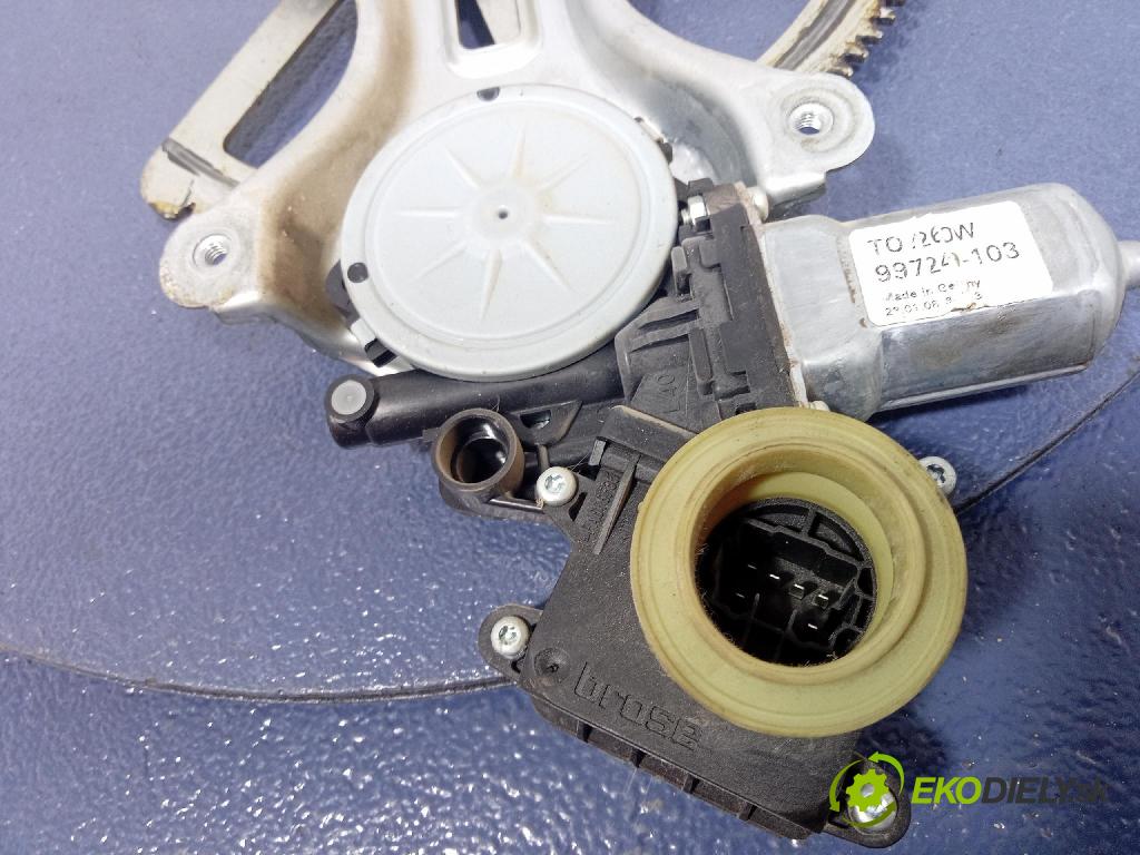 Toyota Corolla verso 2008 mechanizmus okna Okná: Predné Vľavo: 69820-0F010