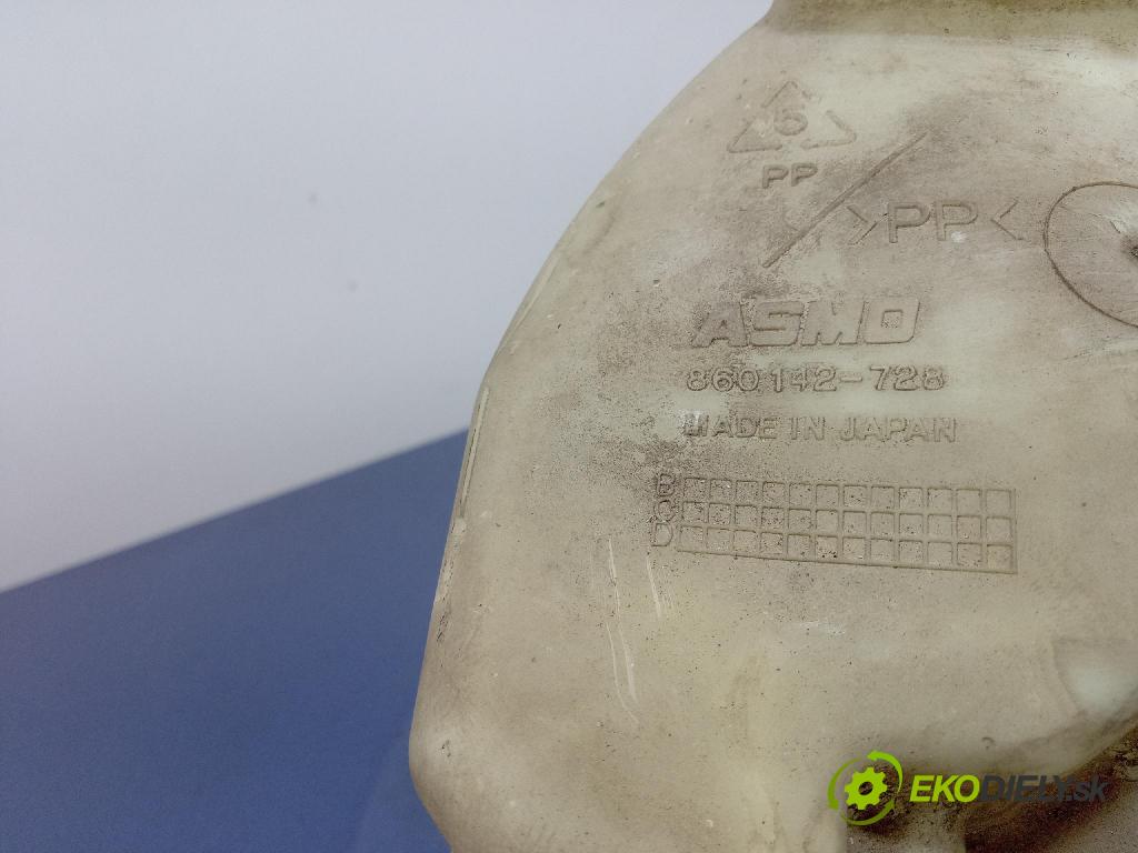 Mazda 5 2006 nádržka Podložka: 860142-728
