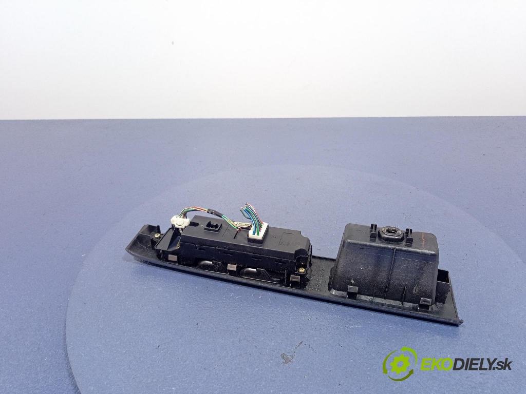 Mazda 5 2006 prepínač Okná: CD87684L6