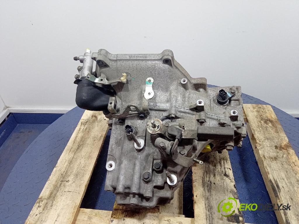 Honda Jazz 2007 prevodovka Manualna DXRM