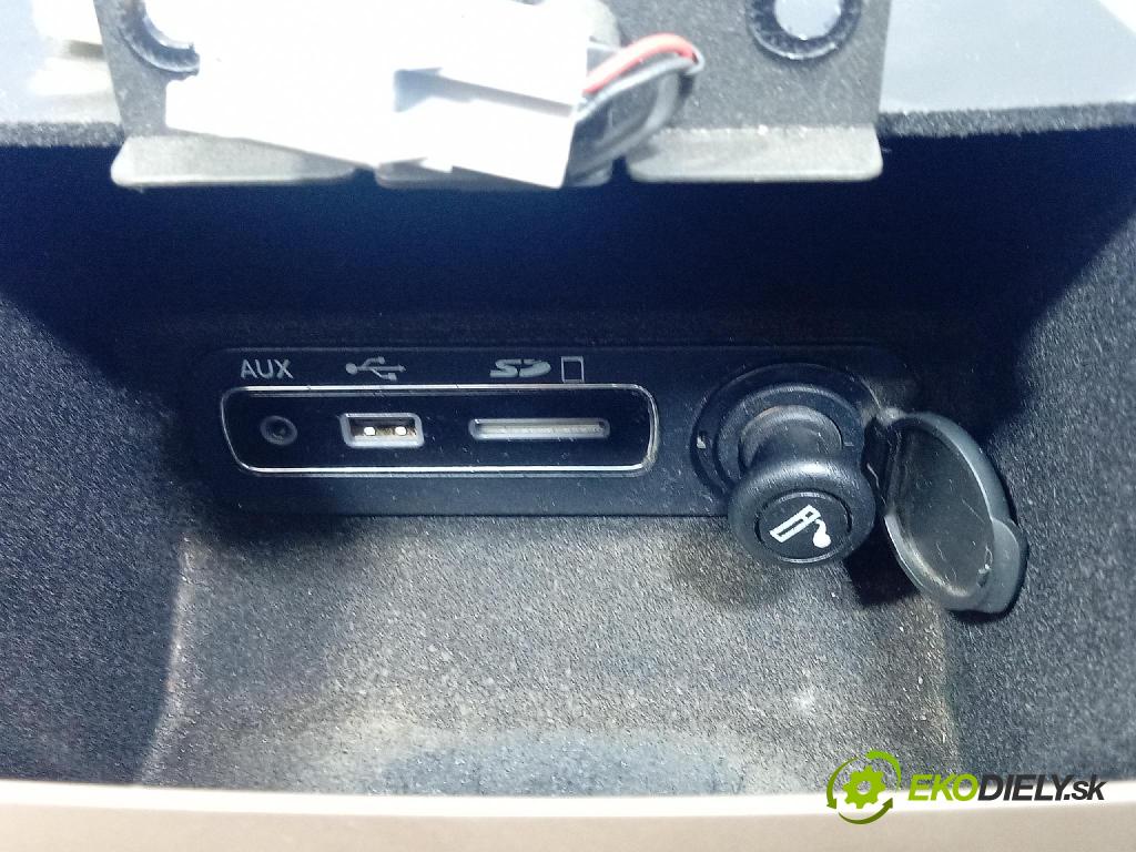 Jeep Grand Cherokee 2014 kastlík