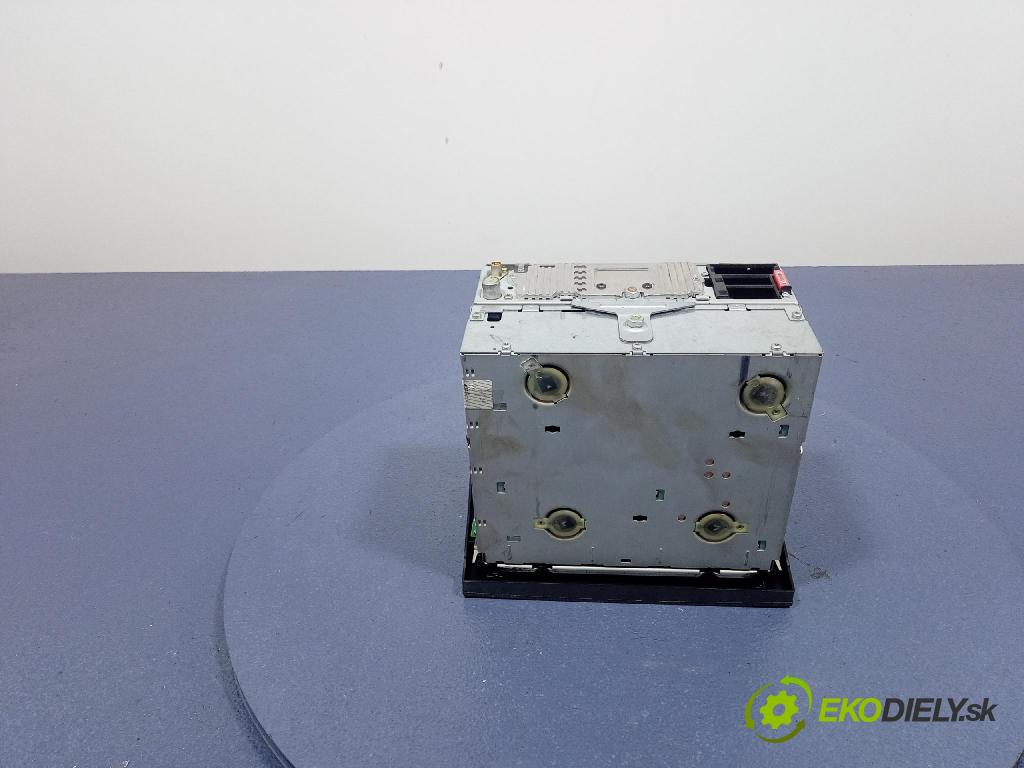 Opel Vectra 2002 Radio I Navigácia: 24441241