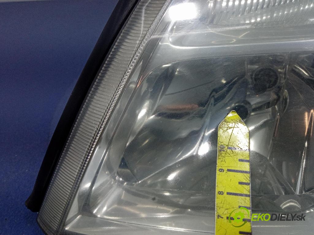 Opel Vectra 2002 Reflektor: Vľavo: 09185782