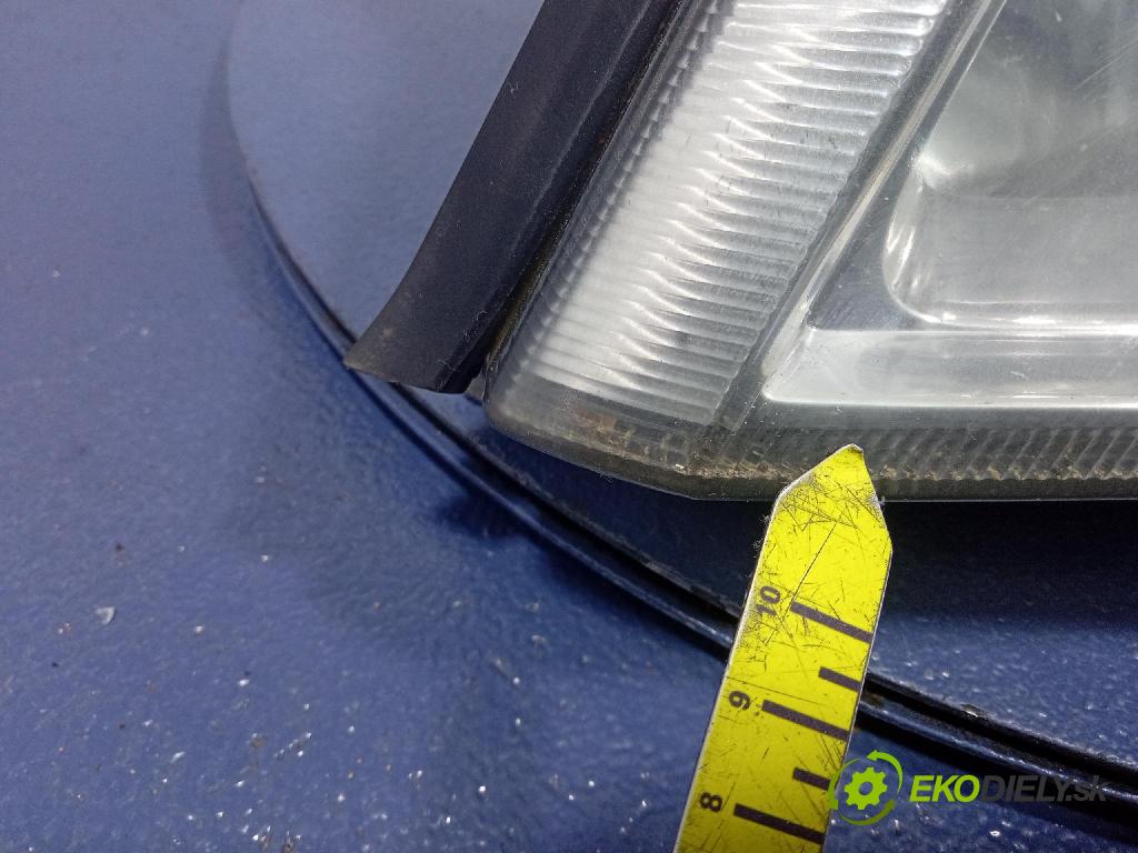 Opel Vectra 2002 Reflektor: Vľavo: 09185782