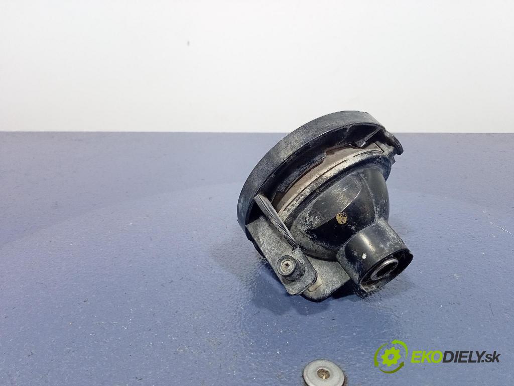 Jeep Grand Cherokee 2014 Halogen v pravo: 1311002A
