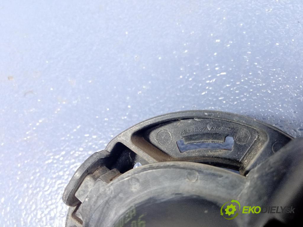 Jeep Grand Cherokee 2014 Halogen v pravo: 1311002A