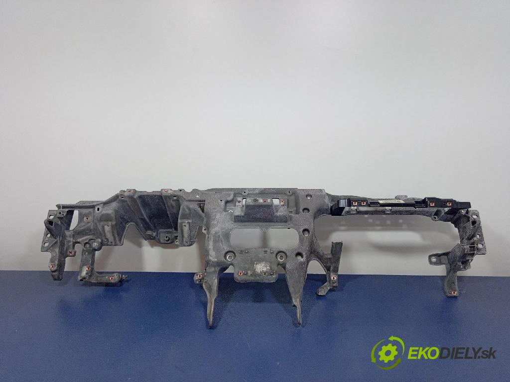 Jeep Grand Cherokee 2014 kokpit,pristrojová doska 68141537AD