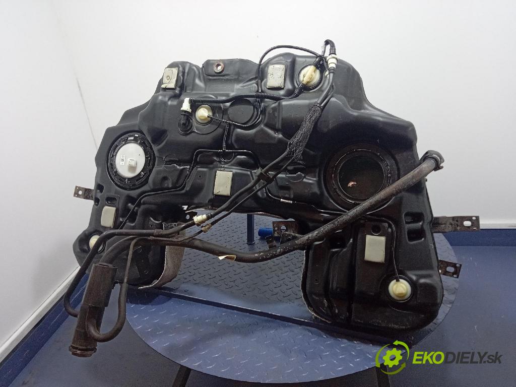 Jeep Grand Cherokee 2014 Nádrž: paliva 04578786AI