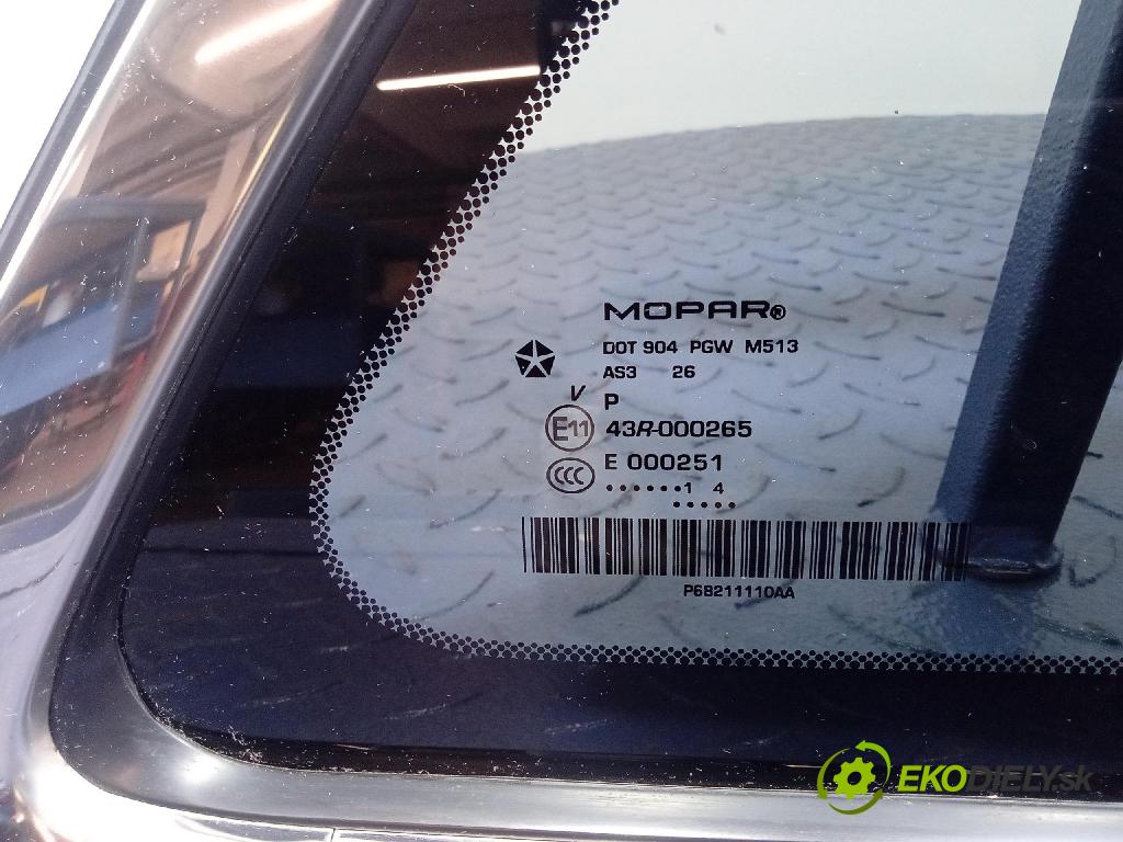 Jeep Grand Cherokee 2014 sklo Karoséria: zad