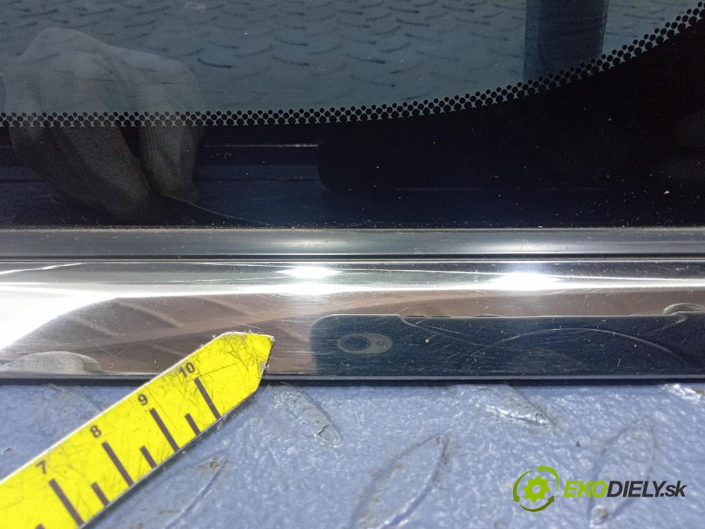 Jeep Grand Cherokee 2014 sklo Karoséria: zad